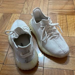 Yeezy Boost 350 V2 'Cream White / Triple White'